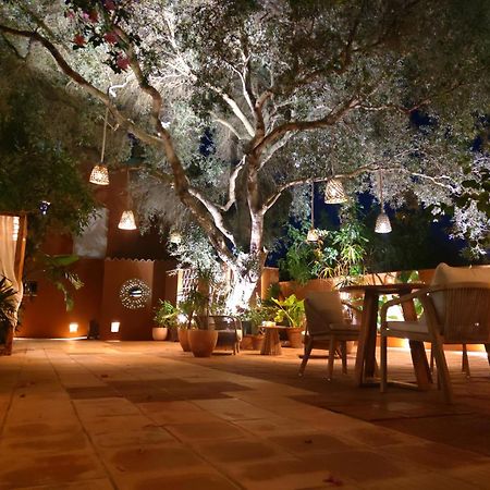 La Posada De Lola - Adults Only Hotel โบโลเนีย ภายนอก รูปภาพ