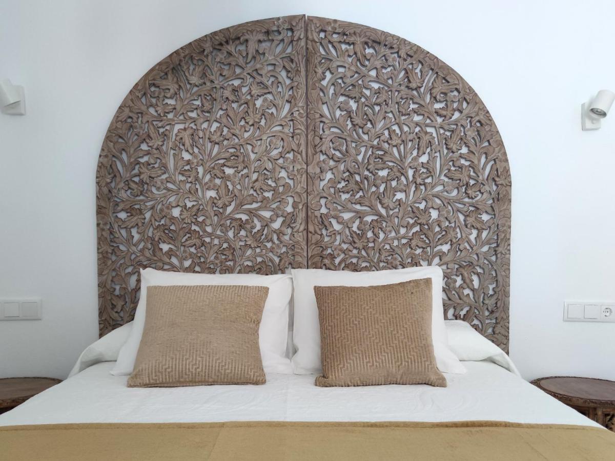 La Posada De Lola - Adults Only Hotel โบโลเนีย ภายนอก รูปภาพ