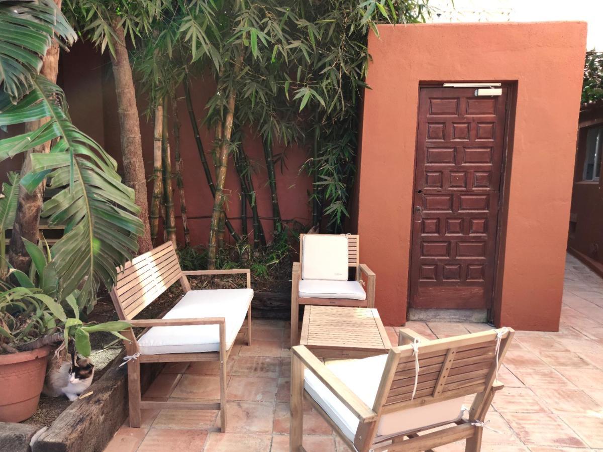 La Posada De Lola - Adults Only Hotel โบโลเนีย ภายนอก รูปภาพ