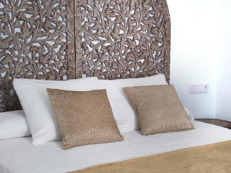 La Posada De Lola - Adults Only Hotel โบโลเนีย ภายนอก รูปภาพ