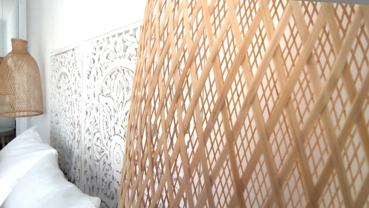 La Posada De Lola - Adults Only Hotel โบโลเนีย ภายนอก รูปภาพ