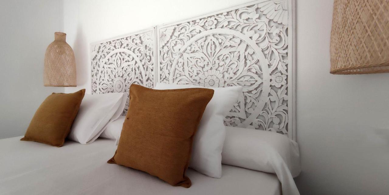 La Posada De Lola - Adults Only Hotel โบโลเนีย ภายนอก รูปภาพ