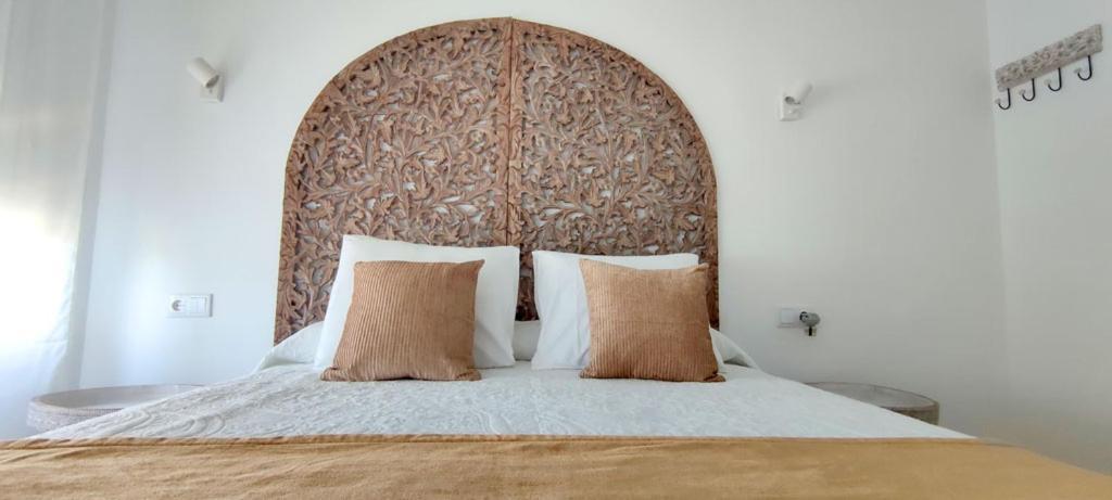 La Posada De Lola - Adults Only Hotel โบโลเนีย ภายนอก รูปภาพ